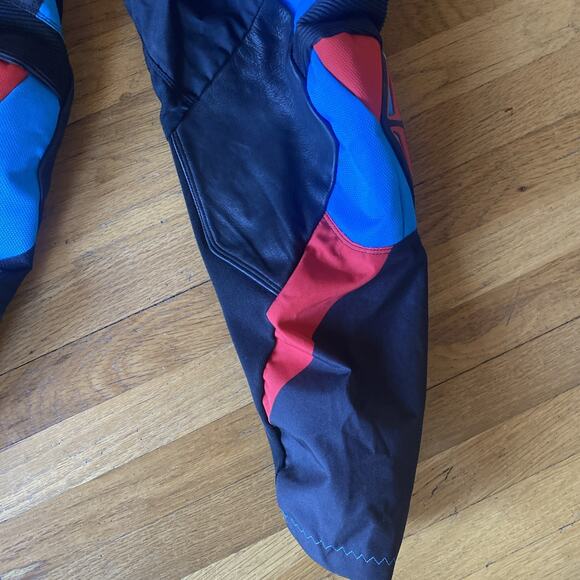 ONE INDUSTRIES CARBON Yamaha ATV MX BMX RACING PANTS size 30 Black/red/teal - Picture 7 of 16